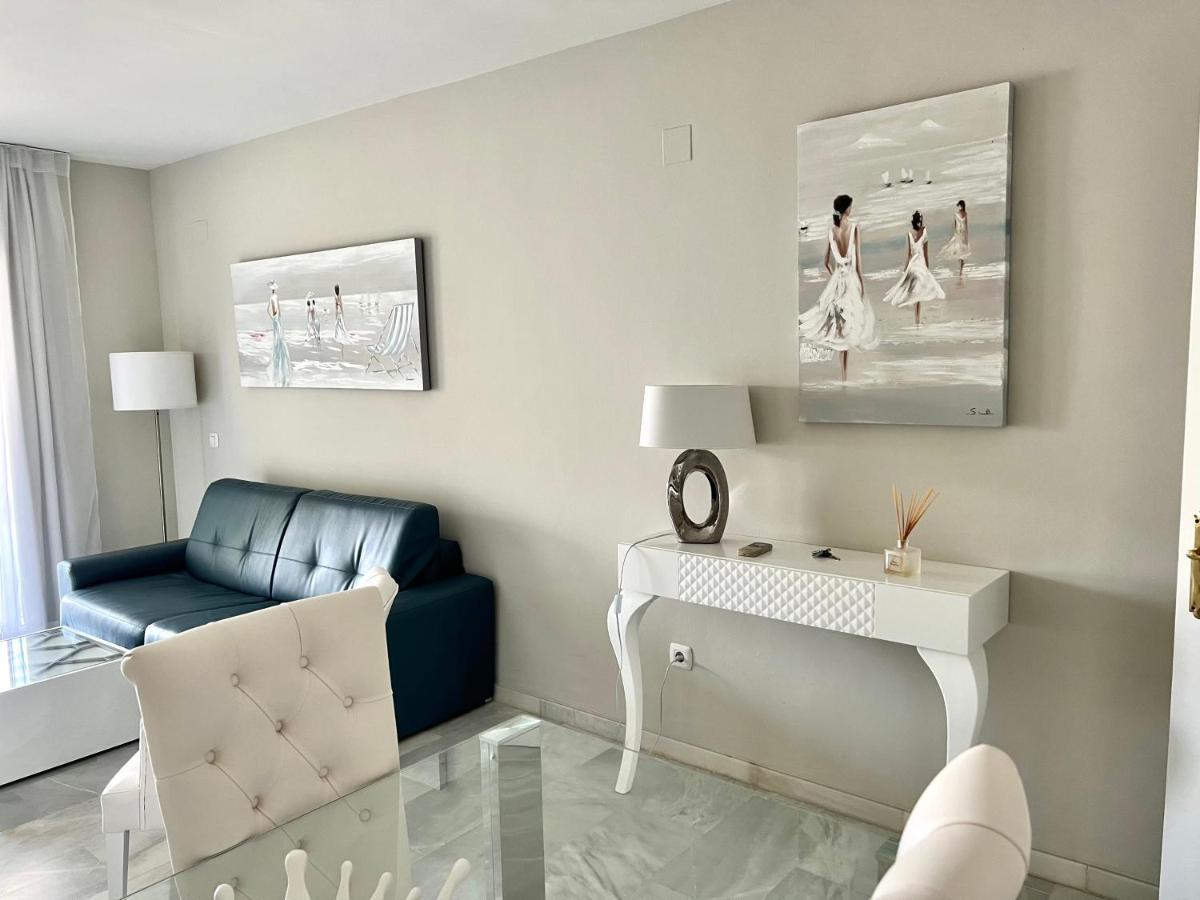 Mi Capricho Beachfront- 3-7 Apartment With Sea Views Sitio de Calahonda المظهر الخارجي الصورة