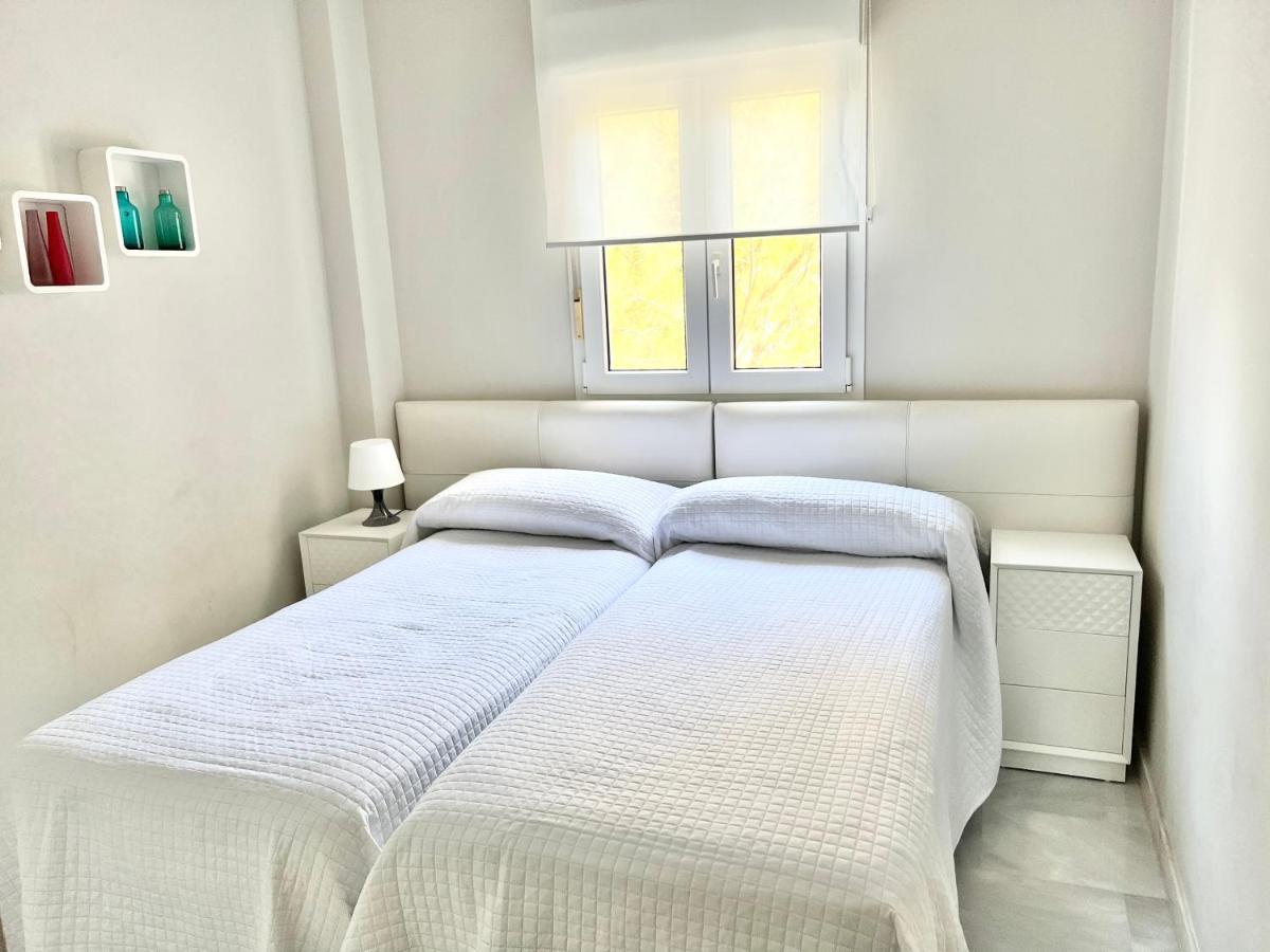 Mi Capricho Beachfront- 3-7 Apartment With Sea Views Sitio de Calahonda المظهر الخارجي الصورة