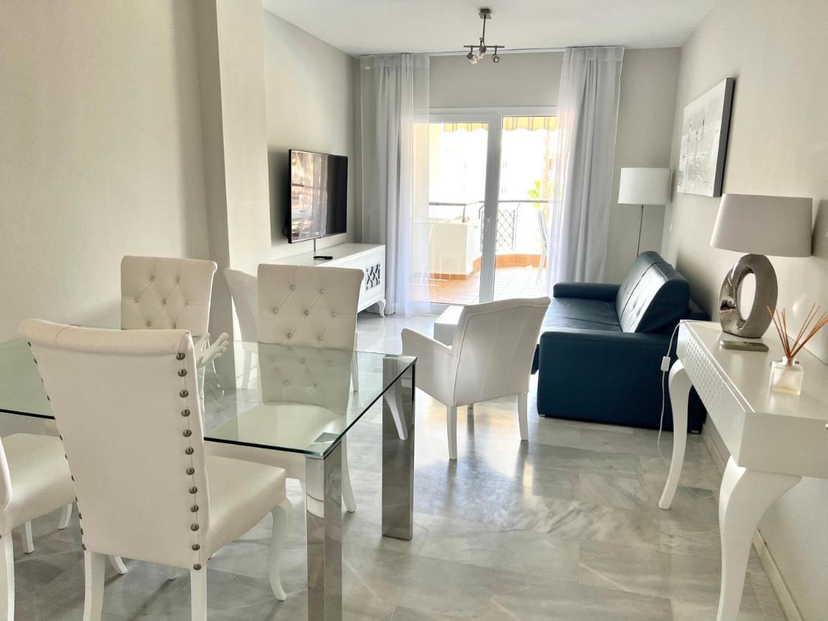 Mi Capricho Beachfront- 3-7 Apartment With Sea Views Sitio de Calahonda المظهر الخارجي الصورة